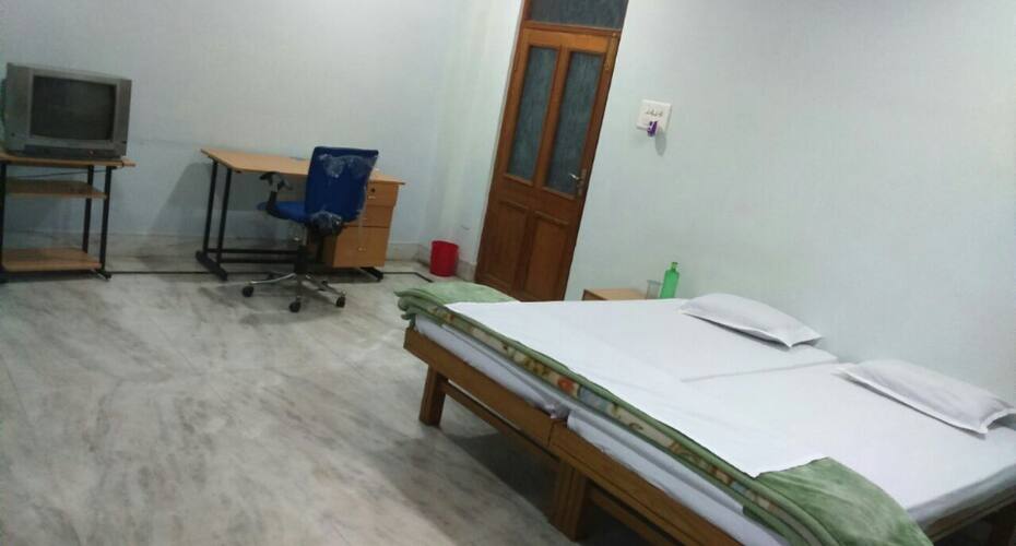 Awas Uday Guest House, Jamshedpur 4